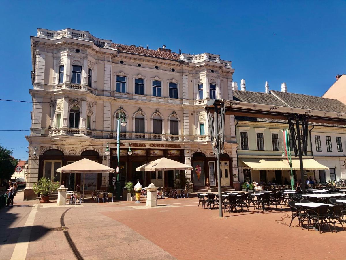 Silver Dawn Apartments Szeged Bagian luar foto
