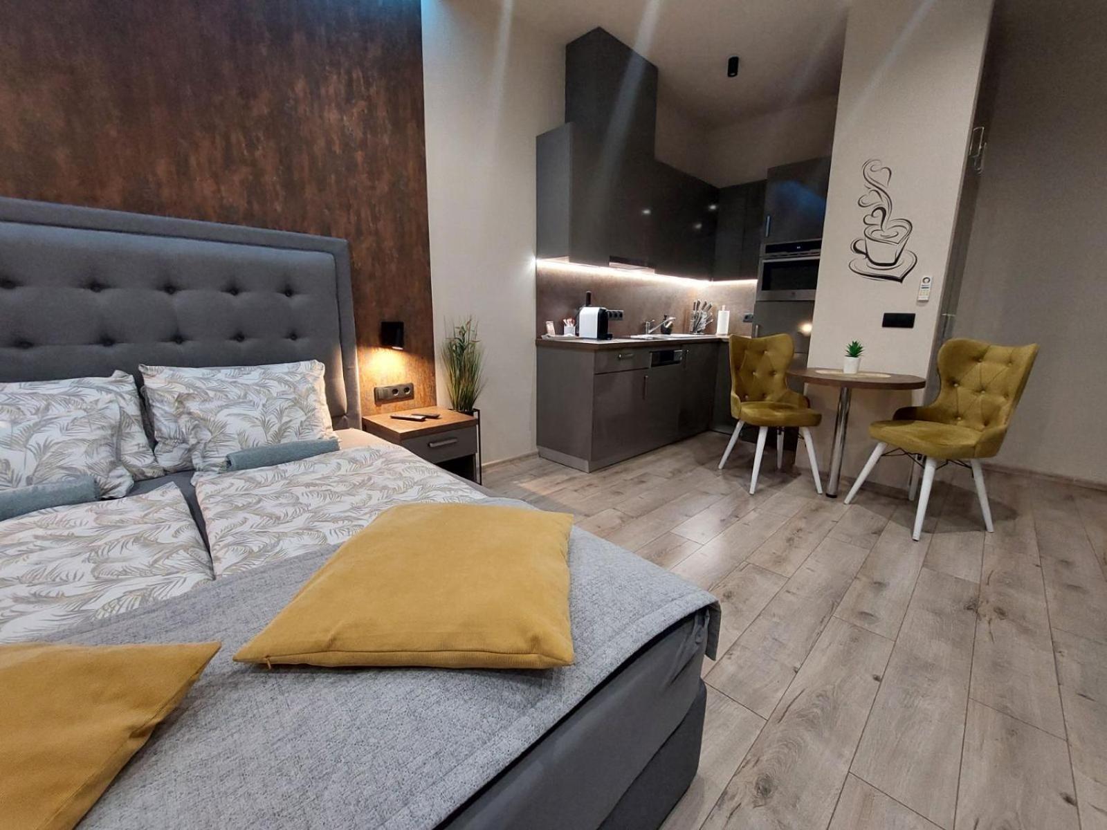Silver Dawn Apartments Szeged Bagian luar foto