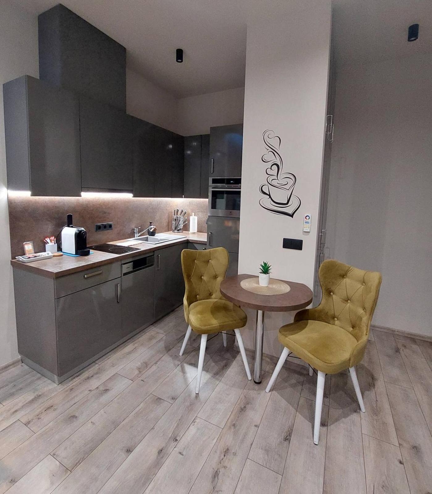 Silver Dawn Apartments Szeged Bagian luar foto