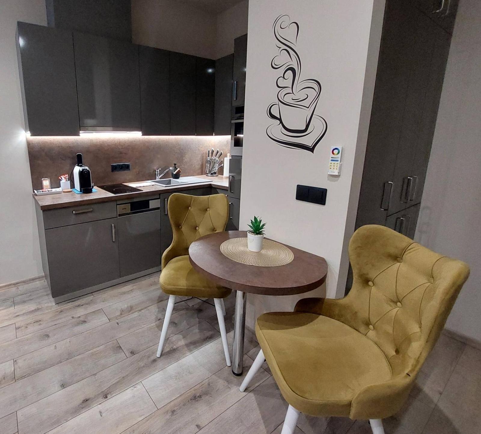 Silver Dawn Apartments Szeged Bagian luar foto